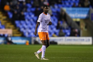 Blackpool 'dan Odeluga Offiah Gökyüzü İddia Ligi 1 maçı sırasında Shrewsbury Town, Croud Meadow, Shrewsbury, İngiltere' de Blackpool 'a karşı 4 Aralık 2024