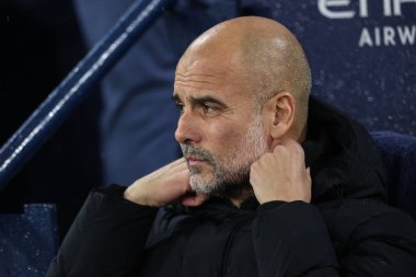 Manchester City - Nottingham Forest Premier League maçı sırasında Manchester City 'nin Pep Guardiola teknik direktörü Etihad Stadyumu, Manchester, İngiltere, 4 Aralık 2024