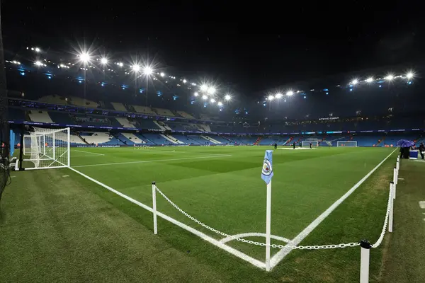 Etihad 'ın Premier Lig maçı sırasında Etihad' a genel bir bakış. Manchester City, Etihad Stadyumu 'nda Nottingham Forest' a karşı, 4 Aralık 2024