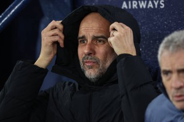 Manchester City - Nottingham Forest Premier League maçı sırasında Manchester City 'nin Pep Guardiola teknik direktörü Etihad Stadyumu, Manchester, İngiltere, 4 Aralık 2024