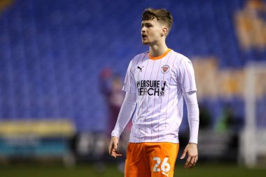 Blackpool takımından Zac Ashworth 4 Aralık 2024 'te Croud Meadow, Shrewsbury, İngiltere' de oynanan Shrewsbury Town-Blackpool maçında