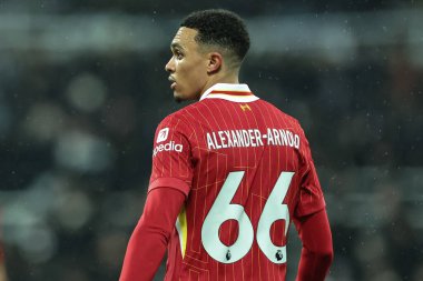 Liverpool 'dan Trent Alexander-Arnold Premier Lig maçı sırasında Newcastle United, Liverpool' a karşı St. James 'Park, Newcastle, İngiltere, 4 Aralık 202