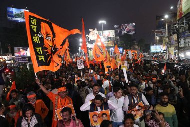 Hindu Jagaran Monch üyeleri, Bangladeş 'in Hindu azınlık toplumuna karşı 6 Aralık 2024' te Kolkata 'da Debajyoti Chakraborty' nin yaptığı zulümleri durdurmak için slogan atıyorlar. Fotoğraf: Debajyoti Chakraborty / News Resimleri  