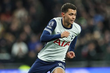 Tottenham Hotspur 'dan Brennan Johnson Premier Lig maçı sırasında Tottenham Hotspur Chelsea' ye karşı Tottenham Hotspur Stadyumu, Londra, 8 Aralık 2024