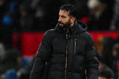 Premier Lig maçında Manchester United ile Nottingham Forest maçında Manchester United 'ın 7 Aralık 2024' te Old Trafford, Manchester 'da oynadığı Ruben Amorim Menajeri.