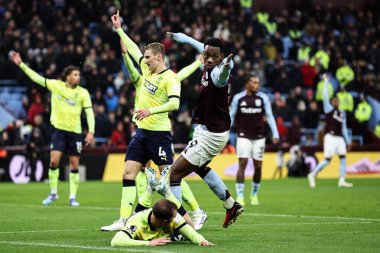 Her iki takım da Premier Lig karşılaşmasında Aston Villa ile Southampton arasında oynanan Villa Park, Birmingham, İngiltere, 7 Aralık 2024