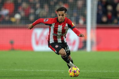 Brentford 'dan Fabio Carvalho Premier League maçı sırasında Brentford Newcastle United' a karşı Gtech Community Stadyumu, Londra, İngiltere, 7 Aralık 2024