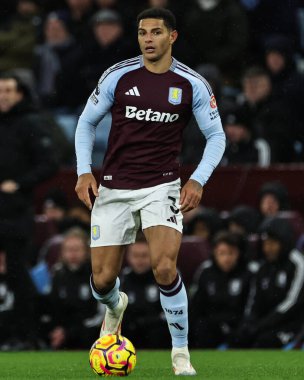 Aston Villa takımından Diego Carlos, 7 Aralık 2024 'te Birmingham, Birmingham' daki Villa Park 'ta oynanan Premier League maçında Aston Villa' ya karşı Southampton maçına çıktı.