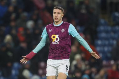 Burnley 'den Maxime Estve Gök İddia Şampiyonası maçında Burnley, Middlesbrough' a karşı Turf Moor, Burnley, İngiltere, 6 Aralık 2024