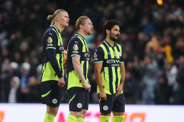 Erling Haaland, Kevin De Bruyne and Ilkay Gundogan of Manchester City watch the goal replay during the Premier League match Crystal Palace vs Manchester City at Selhurst Park, London, United Kingdom, 7th December 2024 clipart