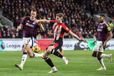 Brentford 'dan Nathan Collins Premier League maçında Brentford - Newcastle United maçında 7 Aralık 2024' te Londra 'daki Gtech Community Stadyumu' nda 3-2 berabere kaldı.