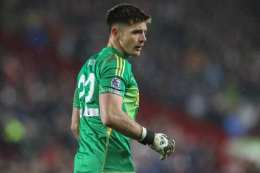 Newcastle United 'dan Nick Pope Premier League maçı sırasında Brentford Newcastle United' a karşı Gtech Community Stadyumu, Londra, İngiltere, 7 Aralık 2024