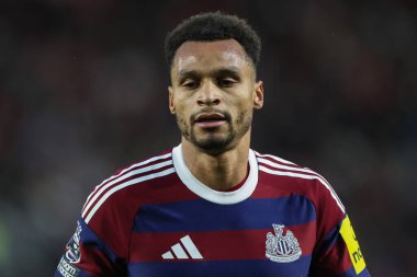 Newcastle United 'dan Jacob Murphy Premier League maçı sırasında Brentford Newcastle United' a karşı Gtech Community Stadyumu, Londra, İngiltere, 7 Aralık 2024