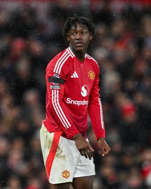 Manchester United ile Nottingham Forest arasındaki Premier League maçında Manchester United 'dan Kobbie Mainoo 7 Aralık 2024' te Old Trafford, Manchester 'da karşı karşıya geldi.