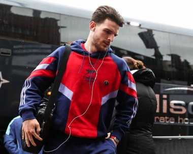 Arsenal 'den Declan Rice, 8 Aralık 2024' te Craven Cottage, Londra, İngiltere 'deki Fulham-Arsenal Premier League karşılaşması öncesinde geldi.