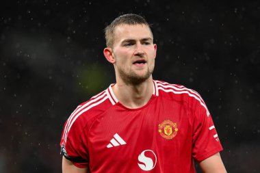 Manchester United ile Nottingham Forest arasındaki Premier League maçı sırasında Manchester United 'tan Matthijs de Ligt, Old Trafford, Manchester, İngiltere, 7 Aralık 2024