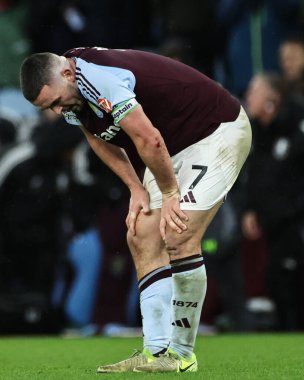 Aston Villa takımından John McGinn, 7 Aralık 2024 'te İngiltere' nin Birmingham kentinde oynanan Villa-Southampton Premier League maçı sonrasında tepki gösterdi.