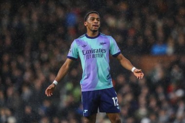 Jurrien Timber of Arsenal Premier League maçı sırasında 8 Aralık 2024 'te Craven Cottage, Londra, İngiltere' de Fulham ve Arsenal karşı karşıya geldi.