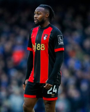 AFC Bournemouth takımından Antoine Semenyo, 8 Aralık 2024 'te Ipswich Town ile Bournemouth arasında oynanan Premier Lig maçına bakıyor.