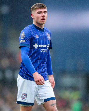 Ipswich Town 'dan Leif Davis, Premier Lig maçı sırasında Ipswich Town' a karşı Portman Road, Ipswich, İngiltere 'de 8 Aralık 2024' te Bournemouth maçına bakıyor.