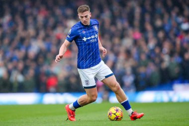 Ipswich Town 'dan Liam Delap, 8 Aralık 2024' te Ipswich Town ile Bournemouth arasında oynanan Premier League maçında topla koşuyor.