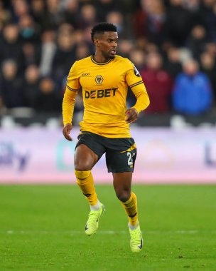 Wolverhampton Wanderers takımından Nlson Semedo Premier League maçında West Ham United, Wolverhampton Wanderers 'a karşı 9 Aralık 2024' te Londra Stadyumu 'nda.