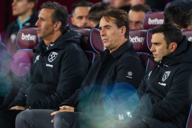 West Ham United 'ın Julen Lopetegui teknik direktörü West Ham United ile Wolverhampton Wanderers maçı öncesinde 9 Aralık 2024' te Londra Stadyumu 'nda karşılaşacak.