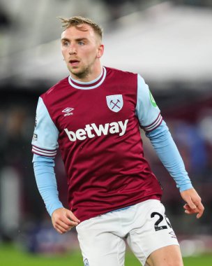 West Ham United 'dan Jarrod Bowen Premier League maçı sırasında 9 Aralık 2024' te Londra Stadyumu 'nda Wolverhampton Wanderers' a karşı.