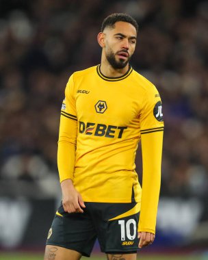 Wolverhampton Wanderers takımından Matheus Cunha Premier League maçında West Ham United Wolverhampton Wanderers 'a karşı 9 Aralık 2024' te Londra Stadyumu 'nda