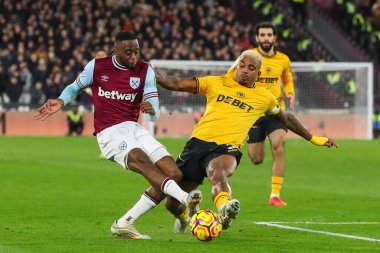 West Ham United takımından Aaron Wan-Bissaka, 9 Aralık 2024 'te Londra Stadyumu' nda oynanan Premier League maçında West Ham United ile Wolverhampton Wanderers maçında karşılaşacak.