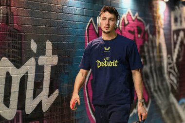 Burnley 'den James Trafford, 10 Aralık 2024' te Burnley - Derby County, Turf Moor, Burnley, İngiltere 'de oynanan Sky Bet Şampiyonası karşılaşması öncesinde geldi.