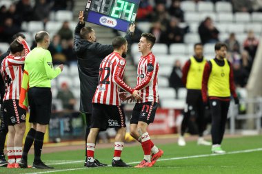 Sunderland 'dan Chris Rigg, 10 Aralık 2024' te İngiltere 'nin Sunderland şehrindeki stadyumda oynanan Sky Bet Şampiyonası maçında Adil Aouchiche' nin yerine oyuna alındı.