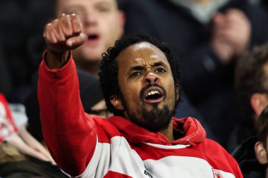 Middlesbrough taraftarları 10 Aralık 2024 'te Leeds United ve Middlesbrough arasında oynanan Sky Bet Şampiyonası karşılaşmasında Leeds Road, Leeds, İngiltere