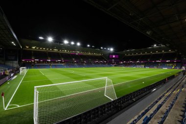 Burnley Turf Moor, Home of Burnley 'nin genel görünümü, 10 Aralık 2024' te Burnley ile Derby County arasında oynanacak Gökyüzü İddia Şampiyonası maçı öncesinde