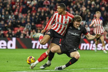 Bristol City 'den Wilson Isidor ve Max Bird, 10 Aralık 2024' te İngiltere 'nin başkenti Sunderland' da oynanan Sky Bet Şampiyonası maçında Dean Whitestone 'a penaltı verilmediğini söyledi. 