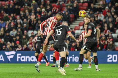 Sunderland 'dan Wilson Isidor, 10 Aralık 2024' te İngiltere 'nin Sunderland kentindeki Bristol City Stadyumu' na karşı oynanan Gökyüzü İddia Şampiyonası maçında golde önde gidiyor.