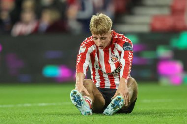 Sunderland 'dan Tom Watson, 10 Aralık 2024' te İngiltere 'nin Sunderland kentinde oynanan Sunderland-Bristol City maçında penaltı sahasında sakatlandı.