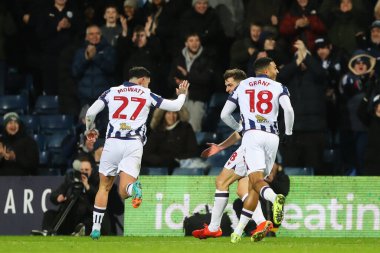 West Bromwich Albion takımından Alex Mowatt, 11 Aralık 2024 'te İngiltere' nin Hawthorns kentinde oynanan West Bromwich Albion-Coventry City maçında 1-0 kazanma hedefini kutluyor.