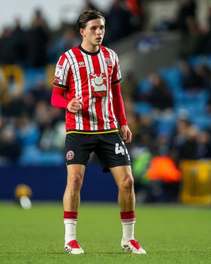 Sheffield United takımından Sydie Peck, 11 Aralık 2024 'te Sheffield United' a karşı oynanan Gökyüzü İddia Şampiyonası maçına bakıyor.