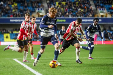Millwall 'dan Duncan Watmore 11 Aralık 2024' te İngiltere 'de The Den' de Millwall - Sheffield United maçında topu aldı.