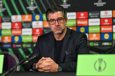 Rui Vitria Panathinaikos baş antrenörü UEFA Konferans Ligi - Lig Sahnesi The New Saints vPanathinaikos - Croud Meadow, Shrewsbury, Birleşik Krallık, 12 Aralık 2024