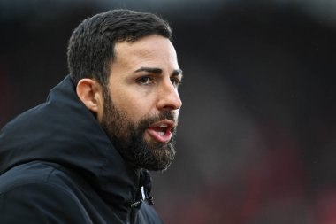 Stoke City Narkotik Müdürü Stoke City - Cardiff City maçında 14 Aralık 2024 'te Bet365 Stadyumu Stoke-on-Trent' te karşı karşıya geldi.