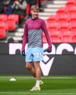 Maç öncesi ısınma maçında Cardiff City 'den Joel Bagan, Stoke City ile Cardiff City arasındaki Bet365 Stadyumu, Stoke-on-Trent, Birleşik Krallık, 14 Aralık 2024