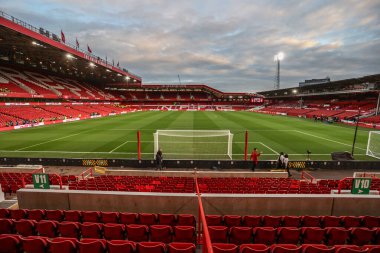 Premier Lig karşılaşması öncesinde Nottingham Forest, Aston Villa 'ya karşı City Ground, Nottingham, İngiltere' de 14 Aralık 2024