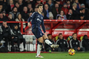 Aston Villa 'dan Pau Torres Premier Lig maçı sırasında Nottingham Forest, Aston Villa' ya karşı City Ground, Nottingham, Birleşik Krallık 'ta 14 Aralık 2024
