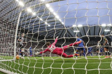 Jacob Murphy of Newcastle United scores to make it 1-0 during the Premier League match Newcastle United vs Leicester City at St. James's Park, Newcastle, United Kingdom, 14th December 2024 clipart