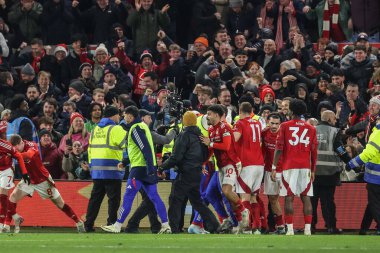 Nottingham Ormanı 'ndan Anthony Elanga, Premier League maçında Nottingham Forest' a karşı Aston Villa maçında 14 Aralık 2024 'te Nottingham, İngiltere' de 2-1 kazanma hedefini kutluyor.