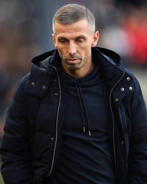 Wolverhampton Wanderers 'ın menajeri Gary O' Neil Premier League maçında Wolverhampton Wanderers Ipswich Town 'a karşı Molineux, Wolverhampton, Birleşik Krallık, 14 Aralık 2024