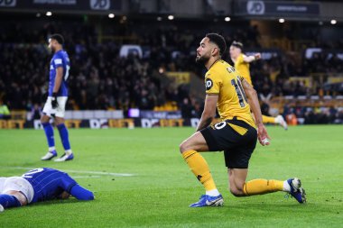 Wolverhampton Wanderers takımından Matheus Cunha, 14 Aralık 2024 tarihinde Molineux, Wolverhampton, İngiltere 'de oynanan Premier League maçında 1-1' lik skorla seyirciye döndü.