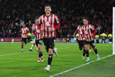 Sheffield United takımından Kieffer Moore, 14 Aralık 2024 'te Bramall Lane, Sheffield, Birleşik Krallık' ta oynanan Sheffield United - Plymouth Argyle maçında 2-0 kazanma golünü kutluyor.